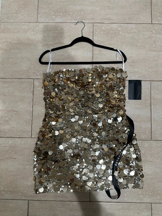 Retrofete Dresses & Skirts - Retrofete Nolia Sequin Embellished Dress Size L